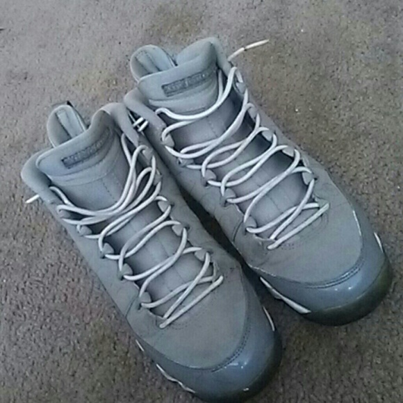 2002 cool grey 9s